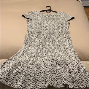 Michael Kors Blk/White short-sleeved floral dress!